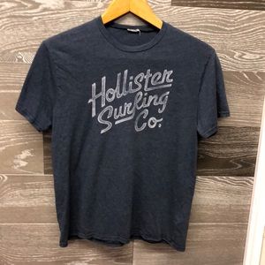 Hollister surfing t-shirt